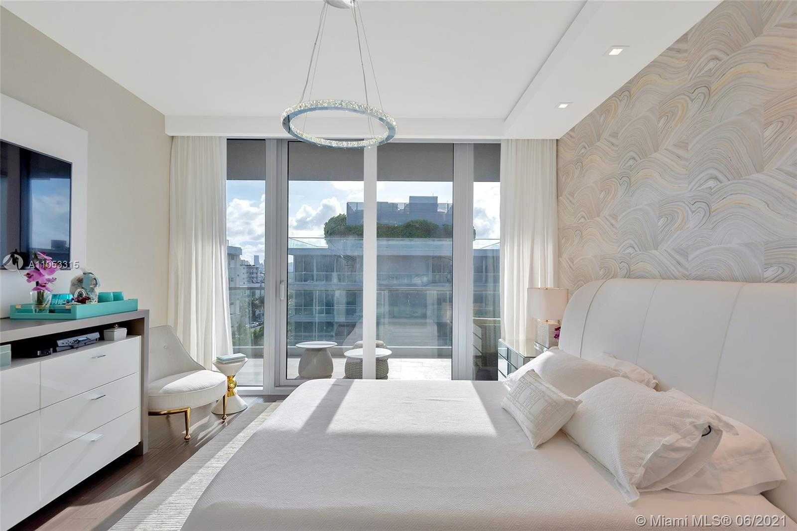 Small Image of 321 OCEAN DR #500, Miami Beach Number 35