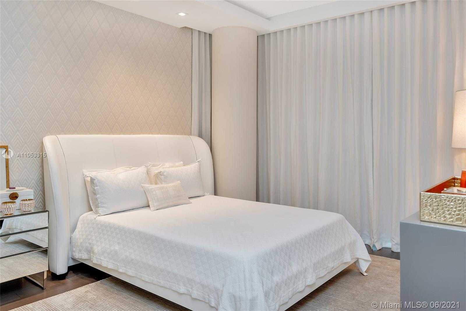 Small Image of 321 OCEAN DR #500, Miami Beach Number 43