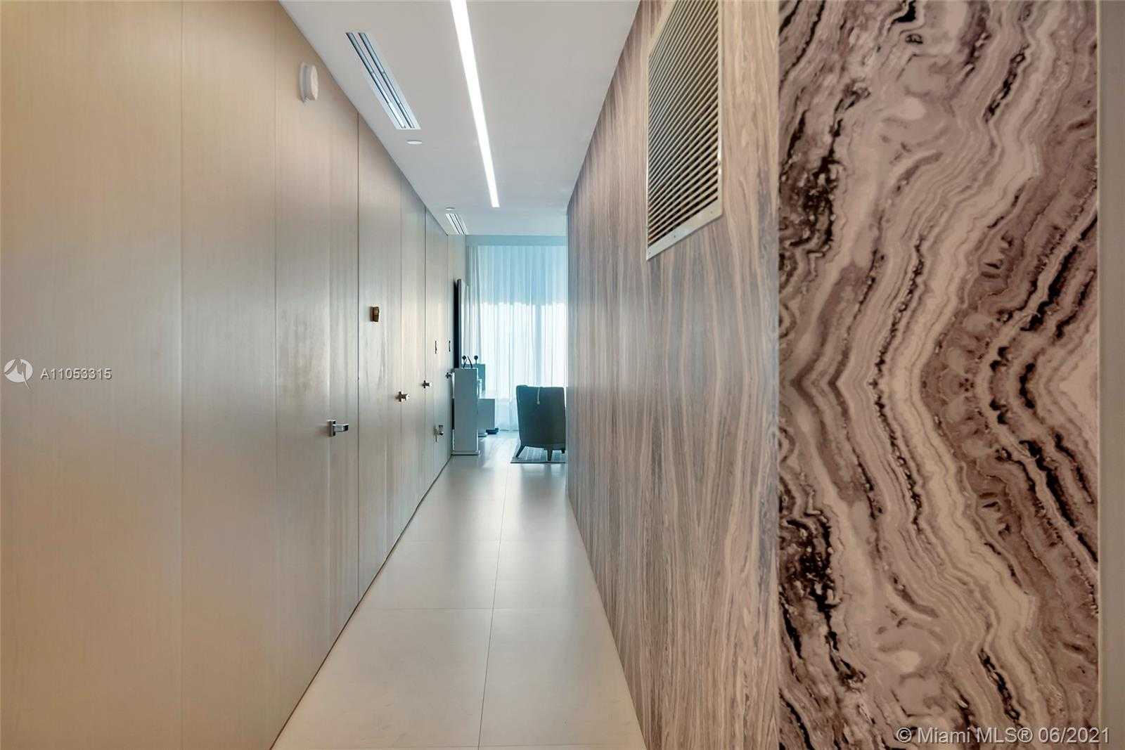 Small Image of 321 OCEAN DR #500, Miami Beach Number 47