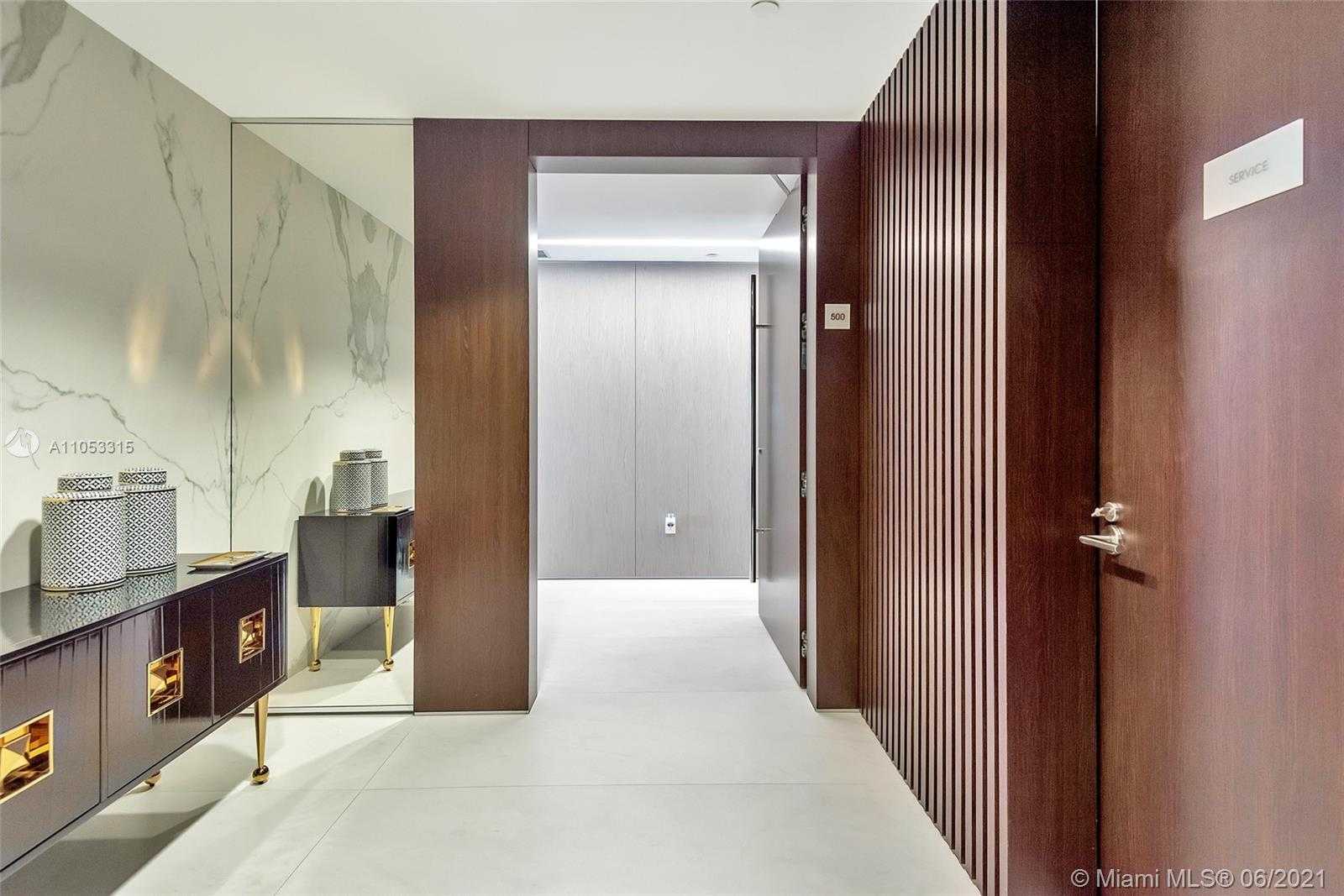 Small Image of 321 OCEAN DR #500, Miami Beach Number 49