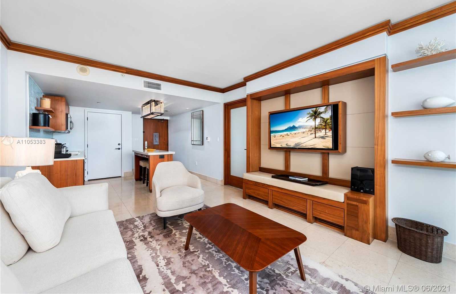 Small Image of 6801 COLLINS AVE #606, Miami Beach Number 9