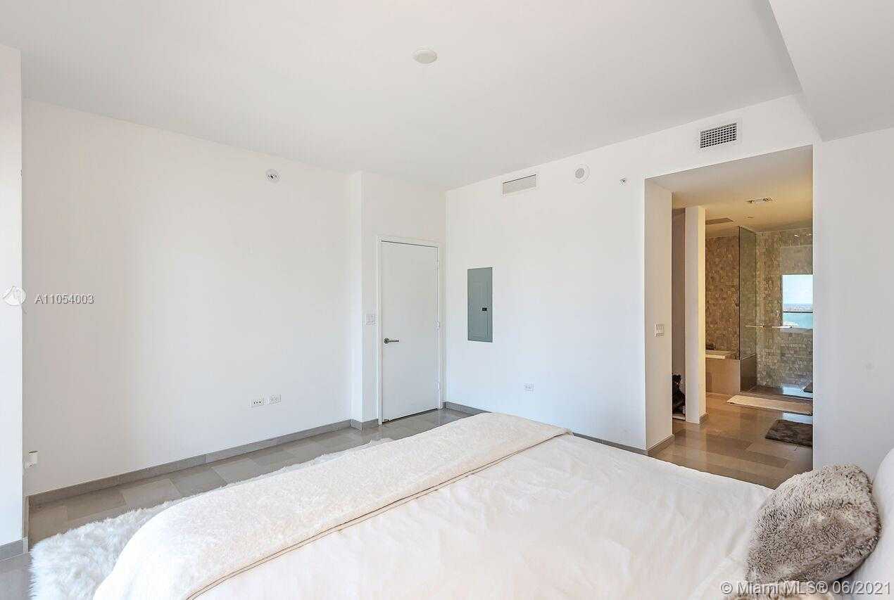Small Image of 88 SOUTH WEST 7TH ST #3107, Miami Number 23