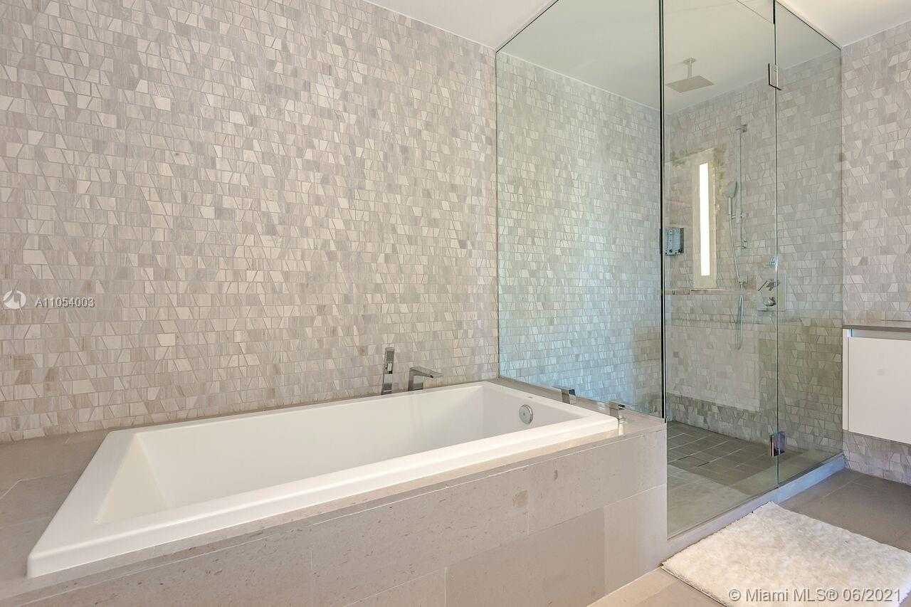 Small Image of 88 SOUTH WEST 7TH ST #3107, Miami Number 24