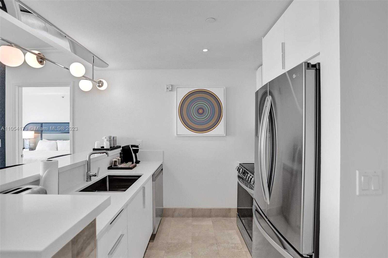 Small Image of 4401 COLLINS AVE #2610/12, Miami Beach Number 10