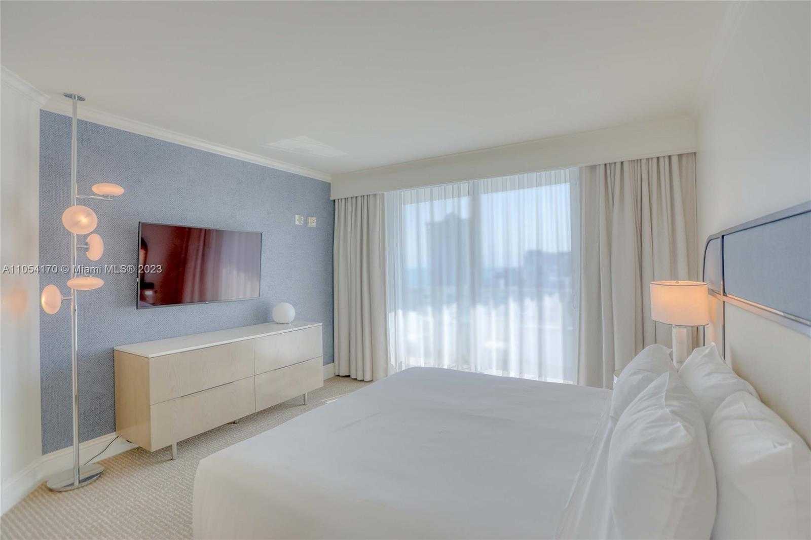 Small Image of 4401 COLLINS AVE #2610/12, Miami Beach Number 20