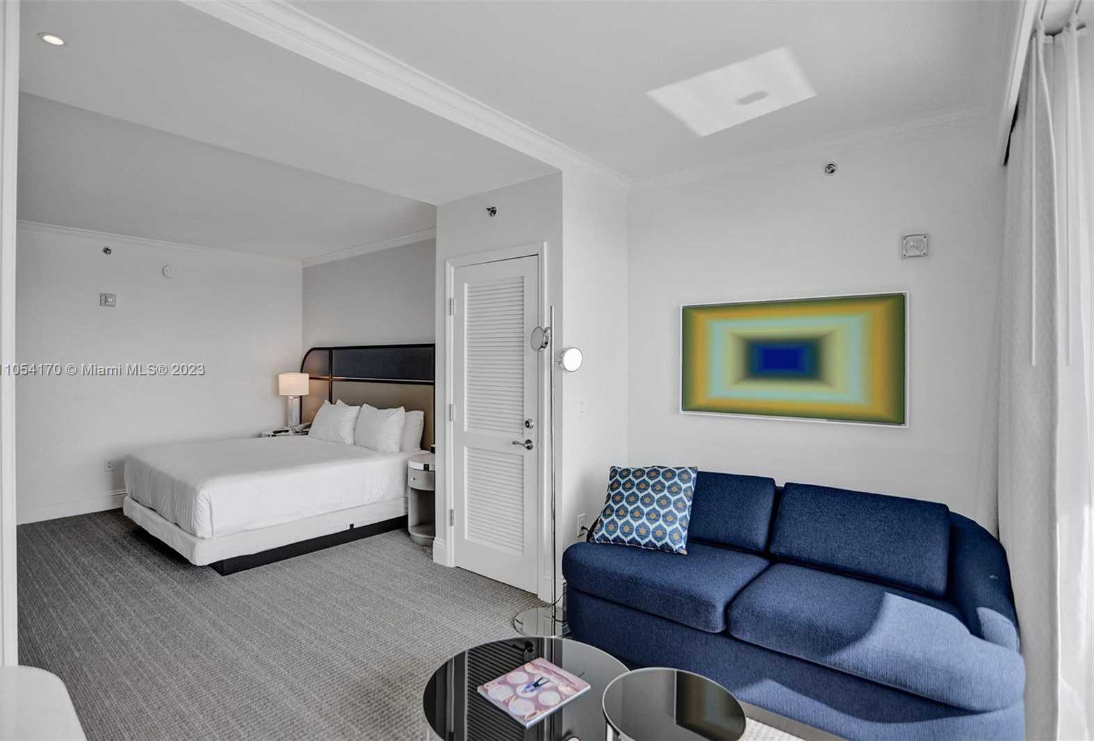Small Image of 4401 COLLINS AVE #2610/12, Miami Beach Number 31