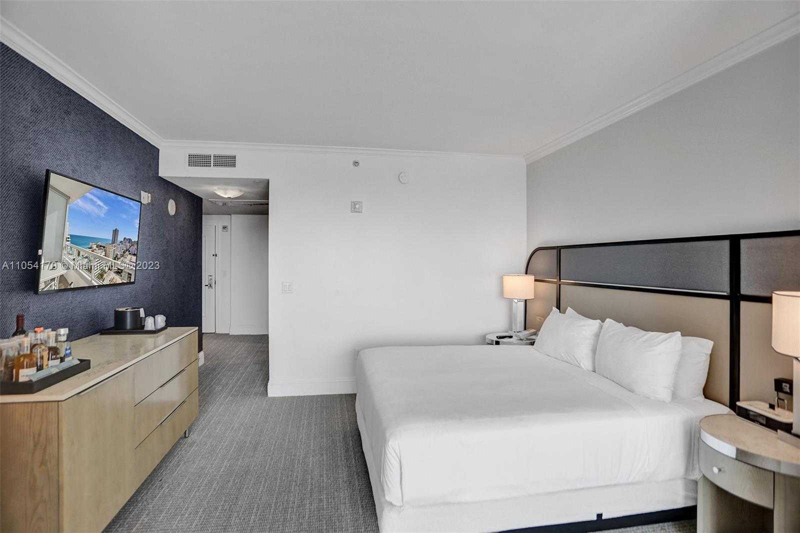 Small Image of 4401 COLLINS AVE #2610/12, Miami Beach Number 33