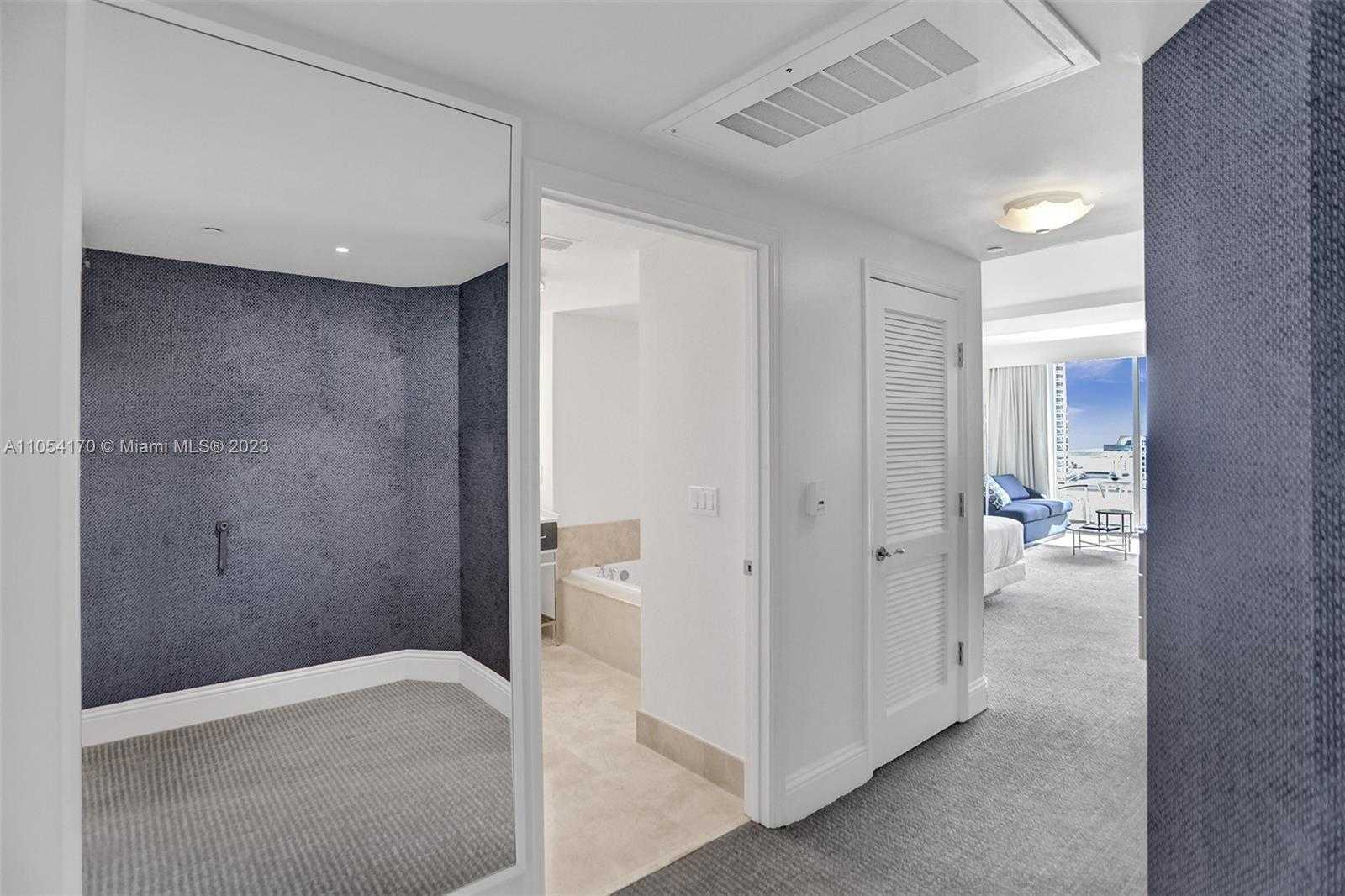 Small Image of 4401 COLLINS AVE #2610/12, Miami Beach Number 35