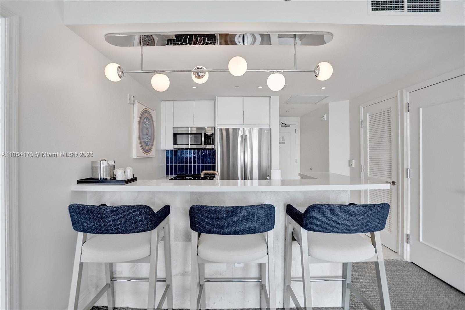 Small Image of 4401 COLLINS AVE #2610/12, Miami Beach Number 6