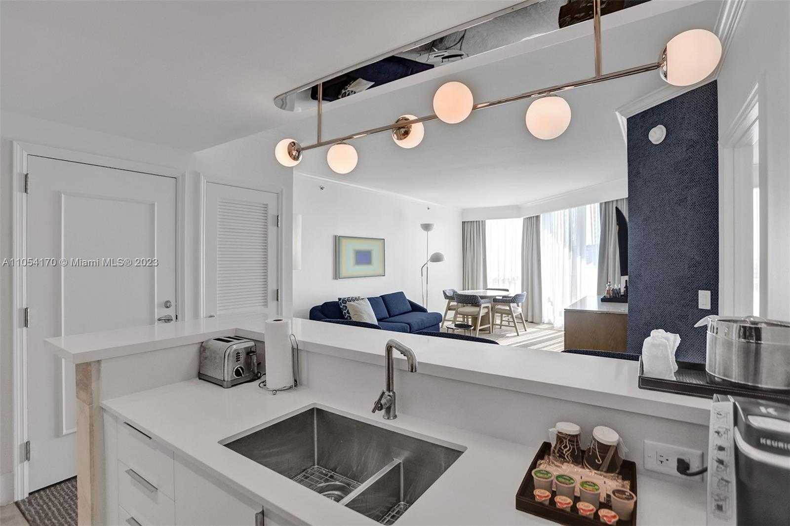 Small Image of 4401 COLLINS AVE #2610/12, Miami Beach Number 8