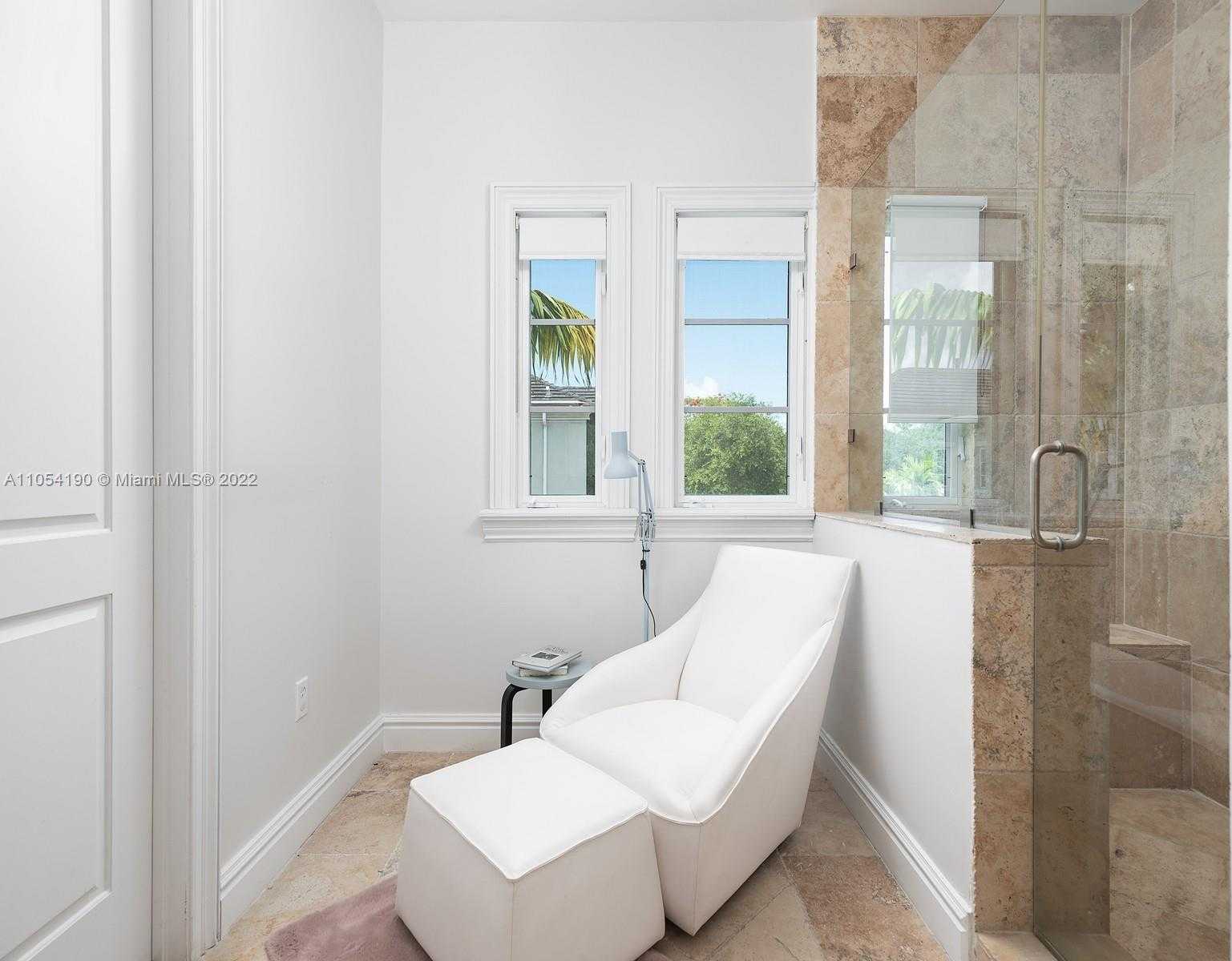 Small Image of 10120 SOUTH WEST 75 PL, Pinecrest Number 15