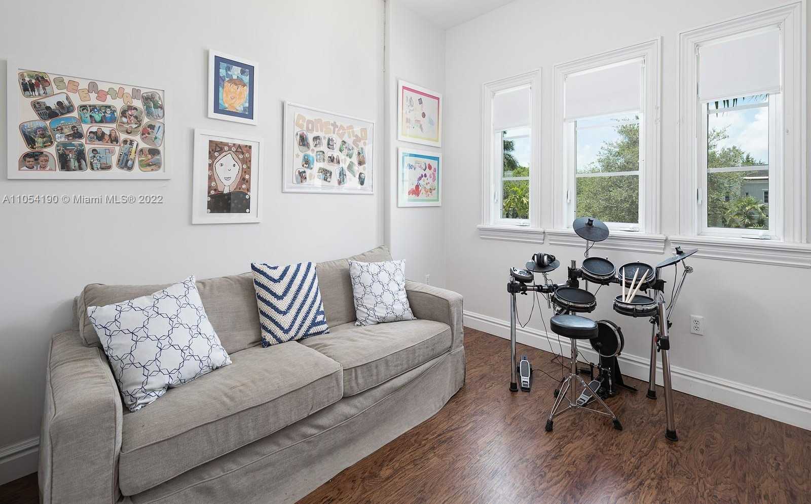 Small Image of 10120 SOUTH WEST 75 PL, Pinecrest Number 23