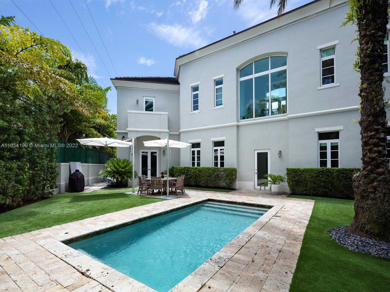 Small Image of 10120 SOUTH WEST 75 PL, Pinecrest Number 27