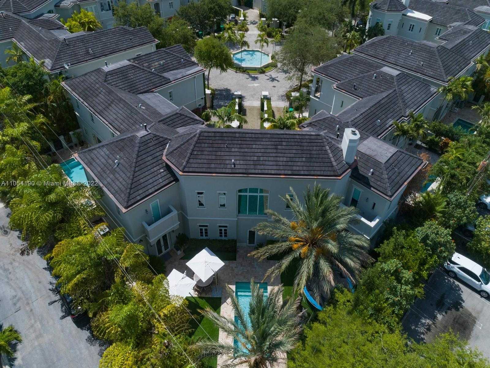 Small Image of 10120 SOUTH WEST 75 PL, Pinecrest Number 36