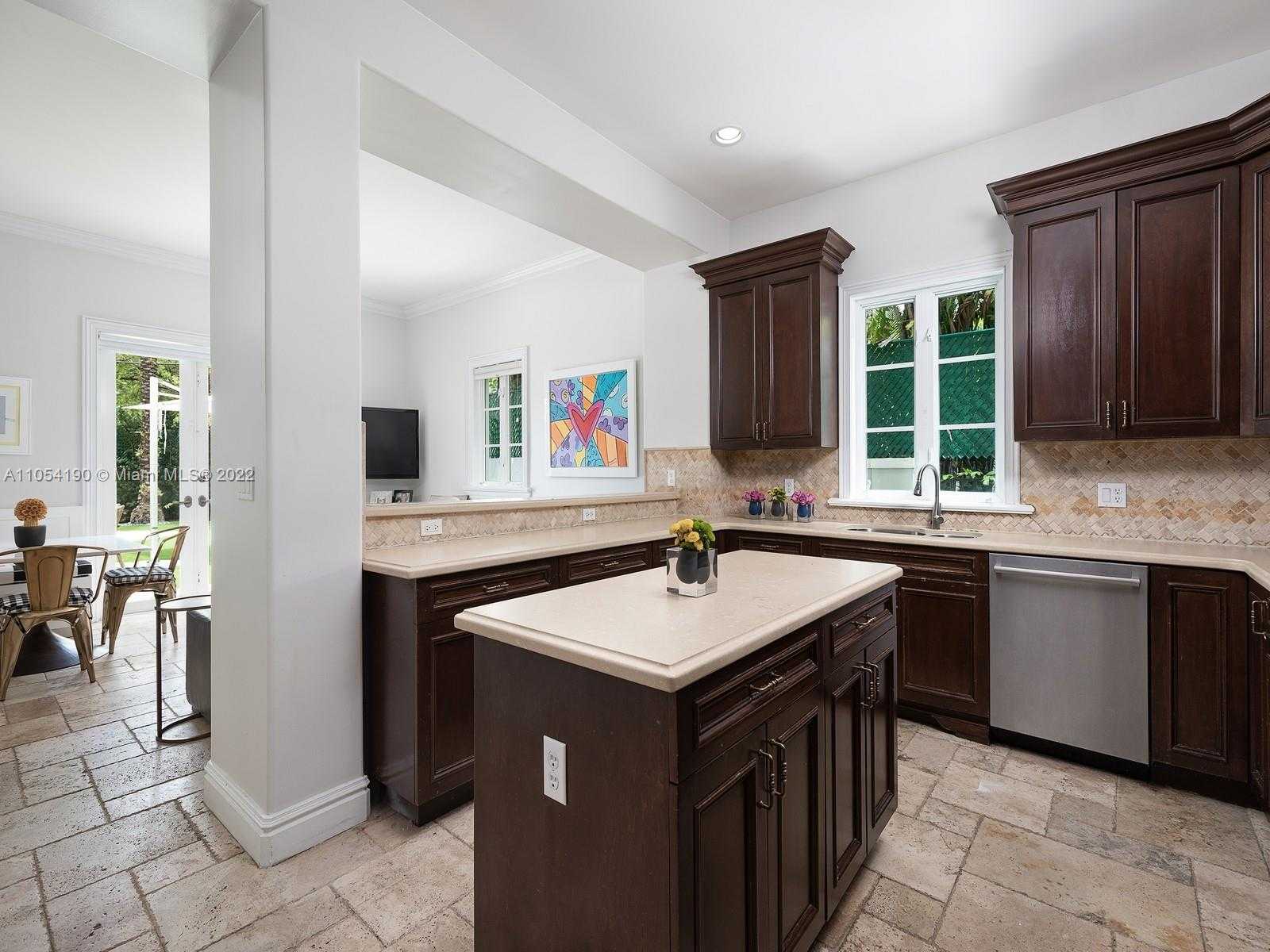 Small Image of 10120 SOUTH WEST 75 PL, Pinecrest Number 7