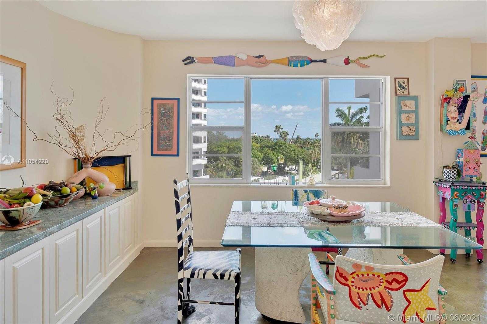 Small Image of 16 ISLAND AVE #4E, Miami Beach Number 10