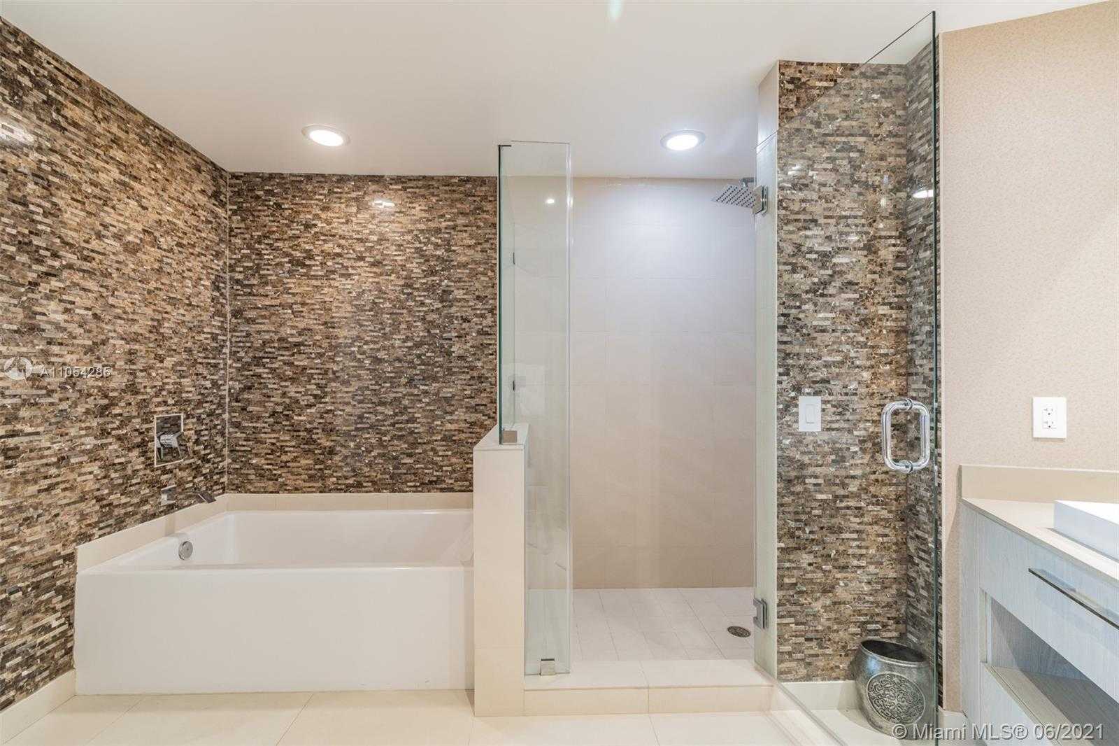 Small Image of 4111 SOUTH OCEAN DR #3401-02, Hollywood Number 34