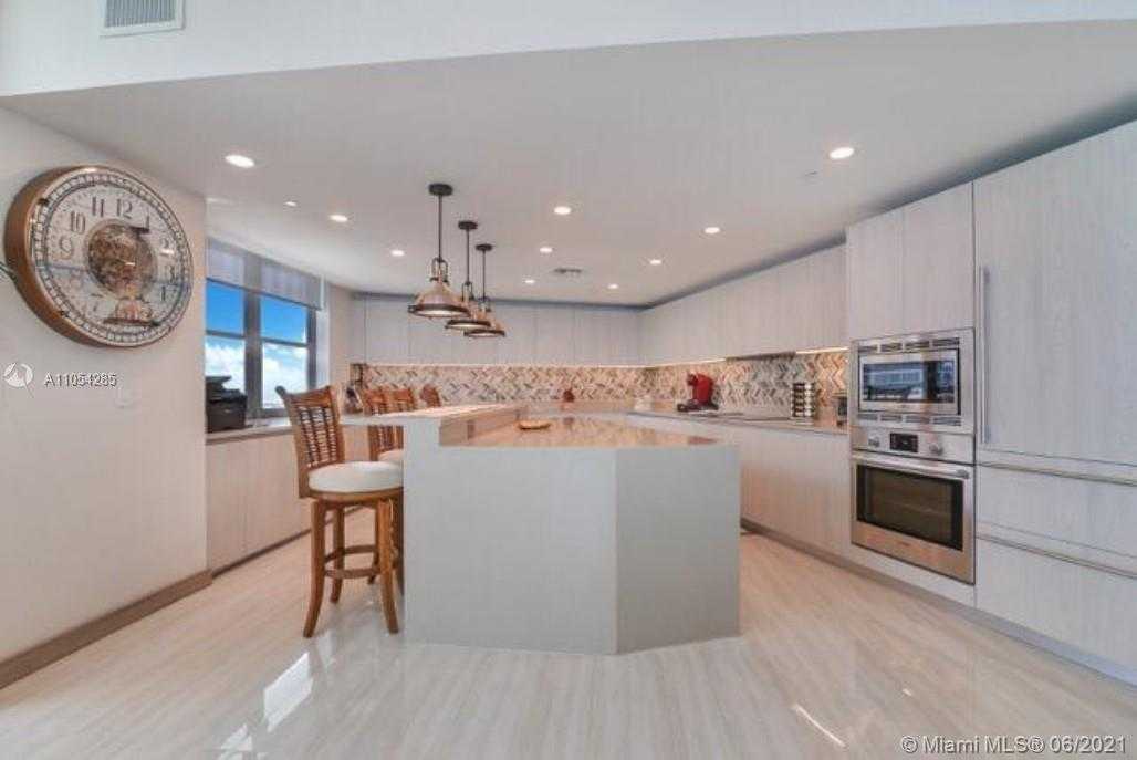 Small Image of 4111 SOUTH OCEAN DR #3401-02, Hollywood Number 4