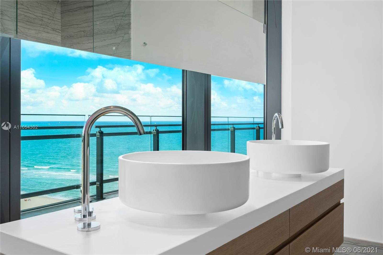 Small Image of 8701 COLLINS AVE #1501, Miami Beach Number 18