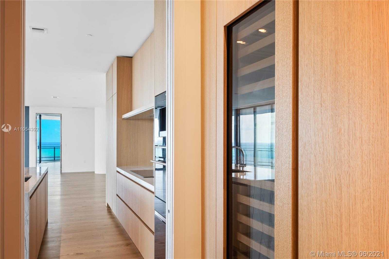 Small Image of 8701 COLLINS AVE #1501, Miami Beach Number 4