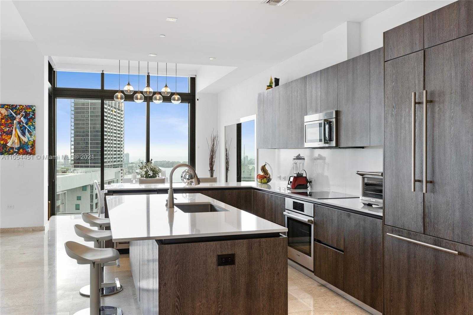 Small Image of 68 SOUTH EAST 6TH ST #4011, Miami Number 11