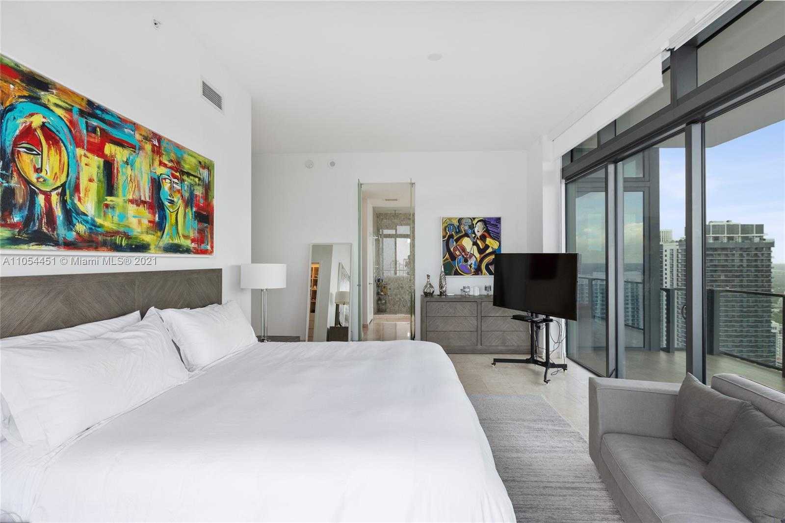 Small Image of 68 SOUTH EAST 6TH ST #4011, Miami Number 18
