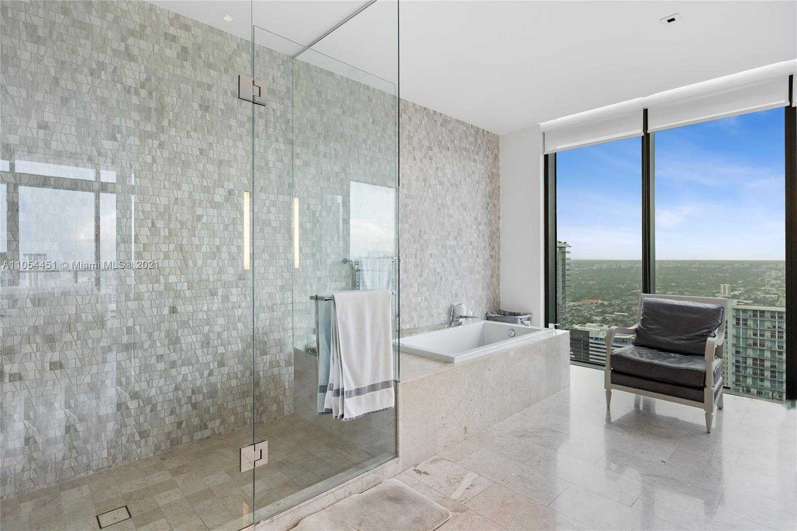 Small Image of 68 SOUTH EAST 6TH ST #4011, Miami Number 19