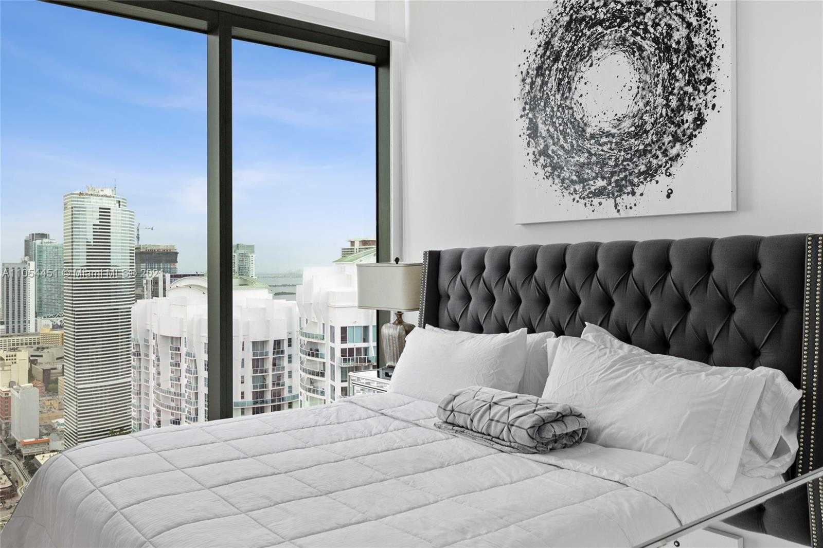 Small Image of 68 SOUTH EAST 6TH ST #4011, Miami Number 24