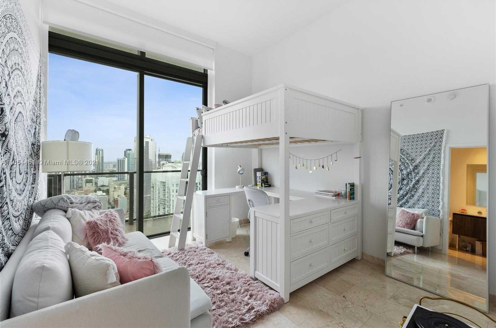 Small Image of 68 SOUTH EAST 6TH ST #4011, Miami Number 28