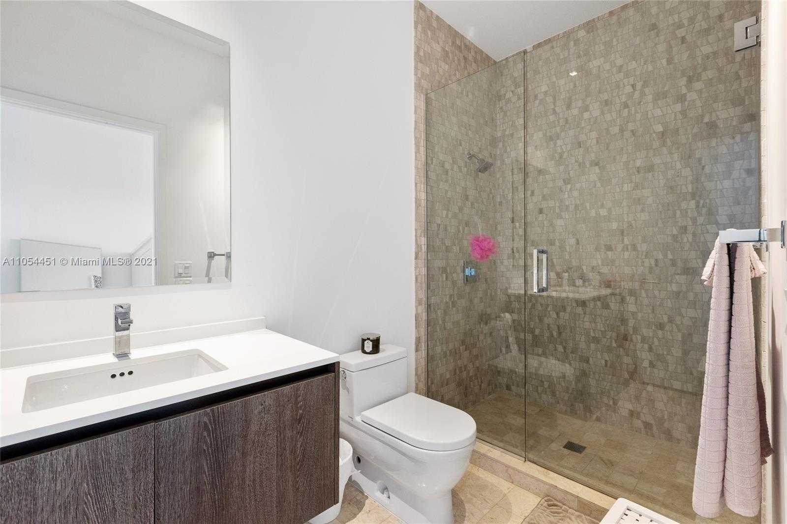 Small Image of 68 SOUTH EAST 6TH ST #4011, Miami Number 30