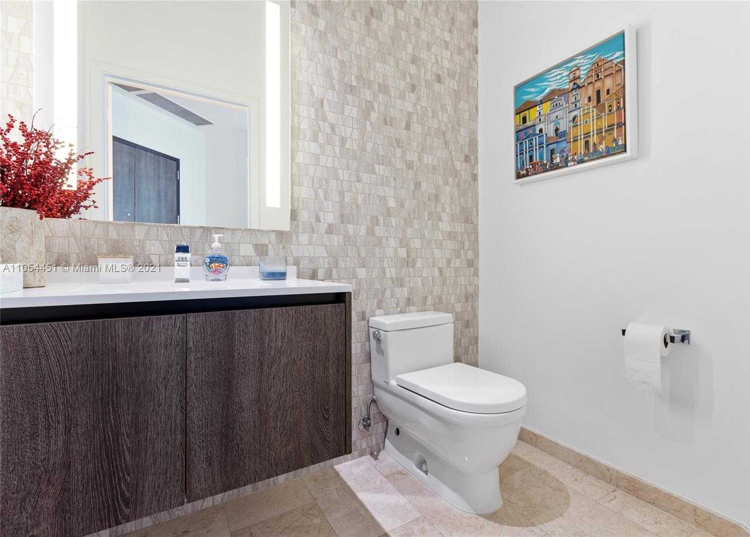 Small Image of 68 SOUTH EAST 6TH ST #4011, Miami Number 31