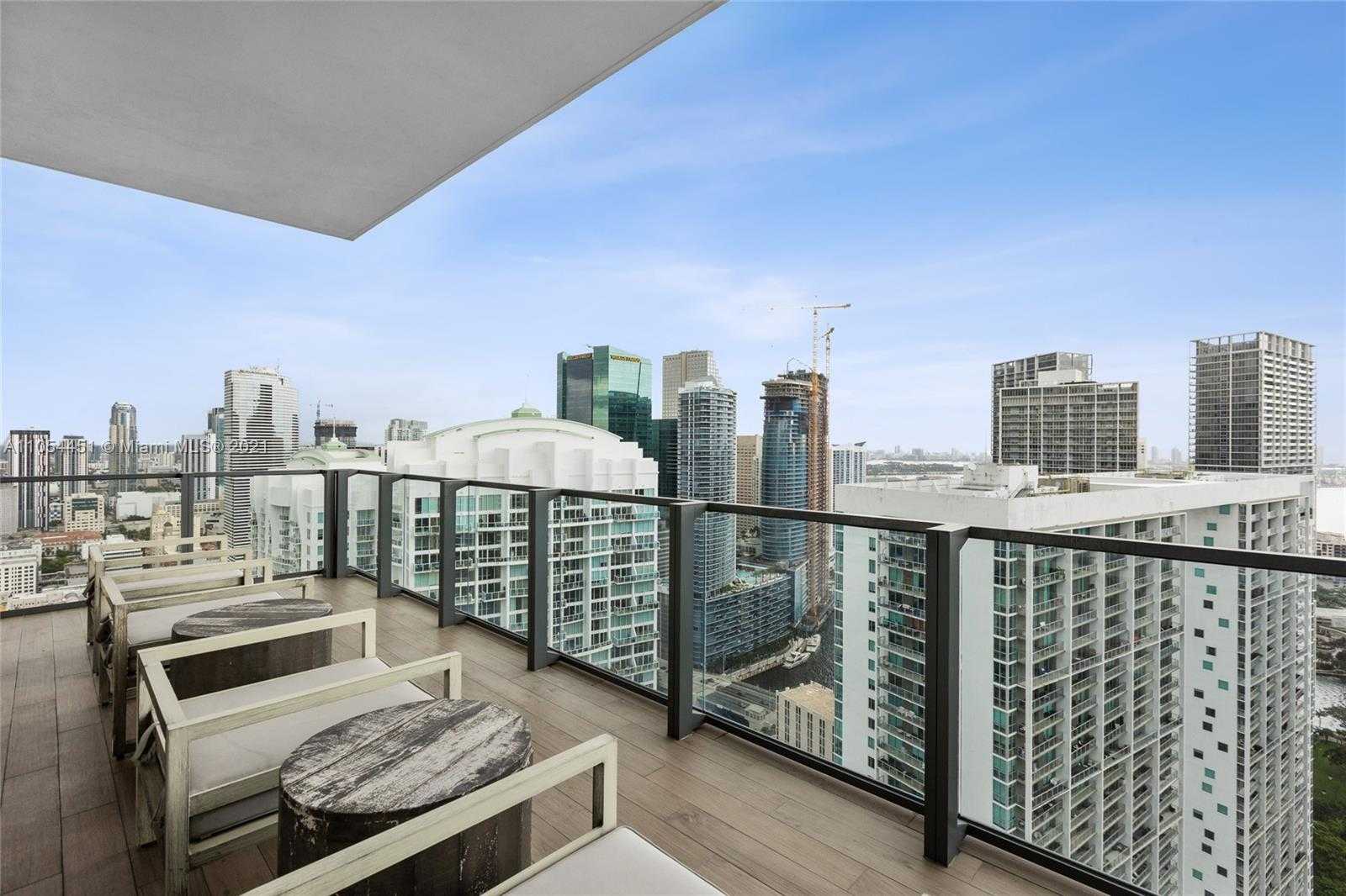 Small Image of 68 SOUTH EAST 6TH ST #4011, Miami Number 38
