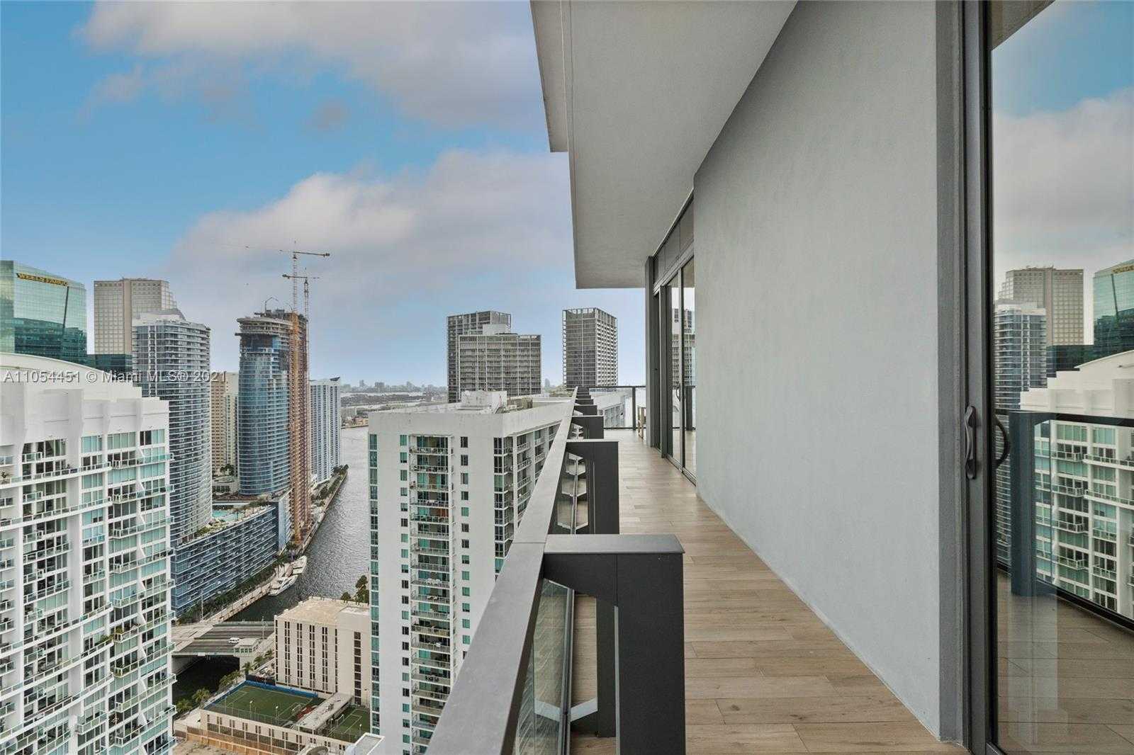 Small Image of 68 SOUTH EAST 6TH ST #4011, Miami Number 39