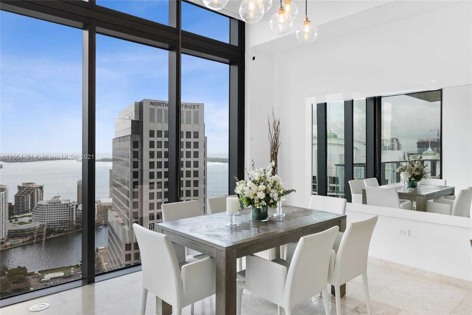 Small Image of 68 SOUTH EAST 6TH ST #4011, Miami Number 7
