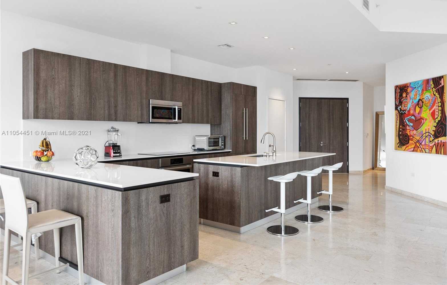 Small Image of 68 SOUTH EAST 6TH ST #4011, Miami Number 9
