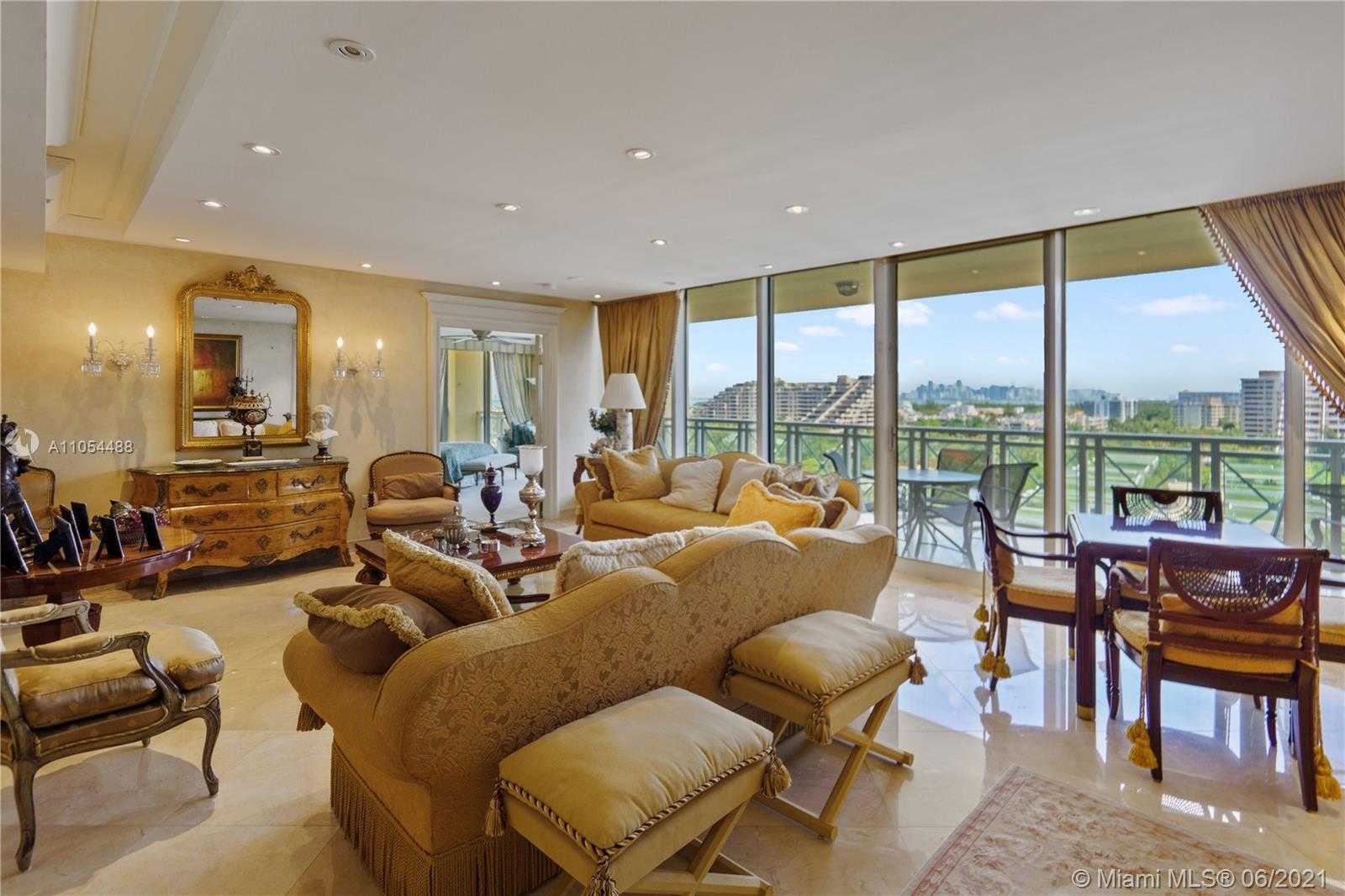 Small Image of 430 GRAND BAY DR #1008, Key Biscayne Number 3