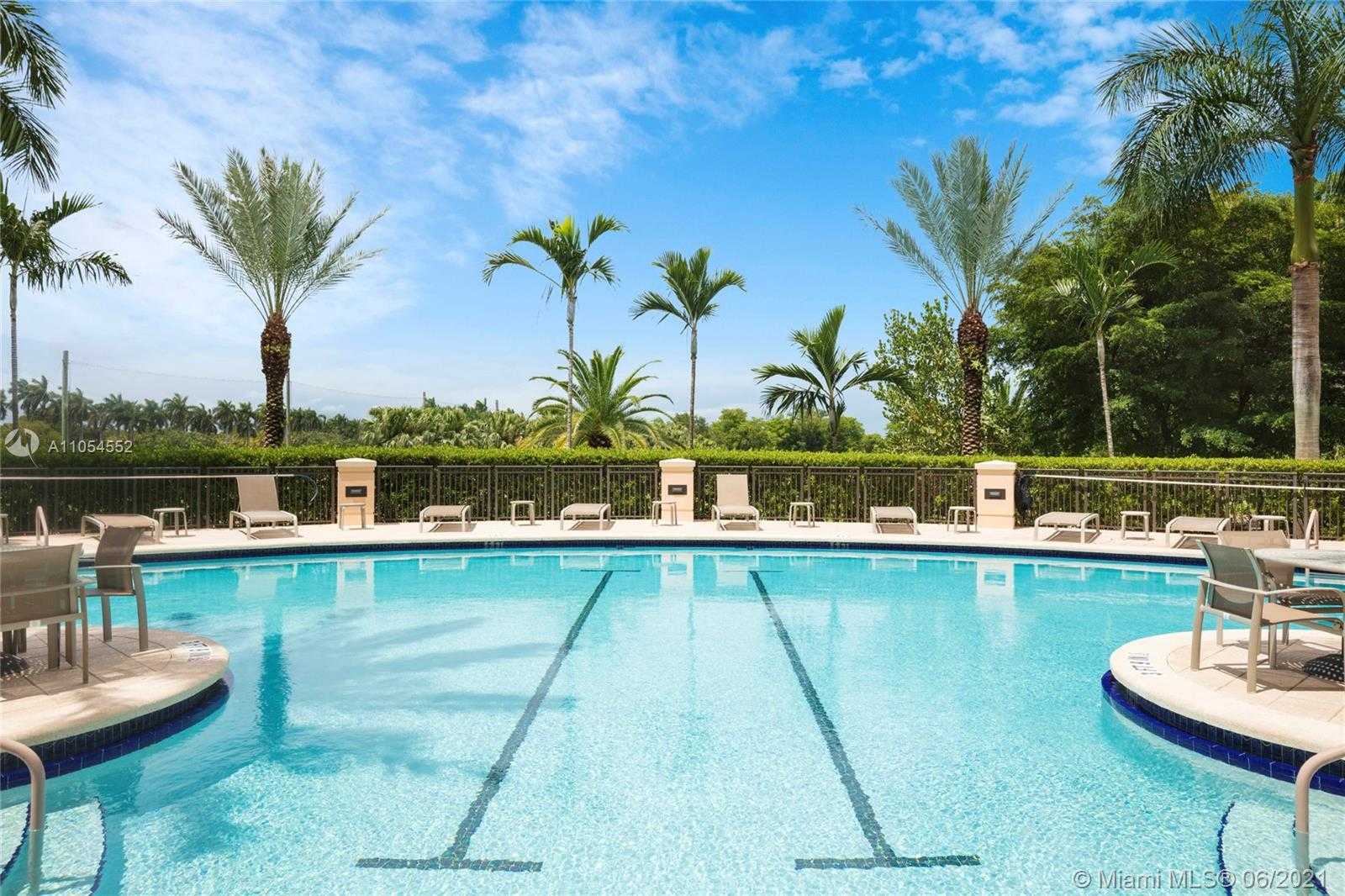Small Image of 13621 DEERING BAY DR #201, Coral Gables Number 19