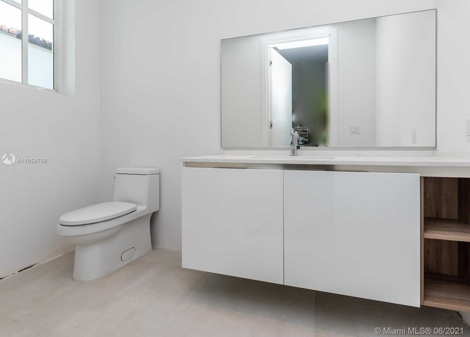 Small Image of 1228 ANASTASIA #PH-301, Coral Gables Number 11