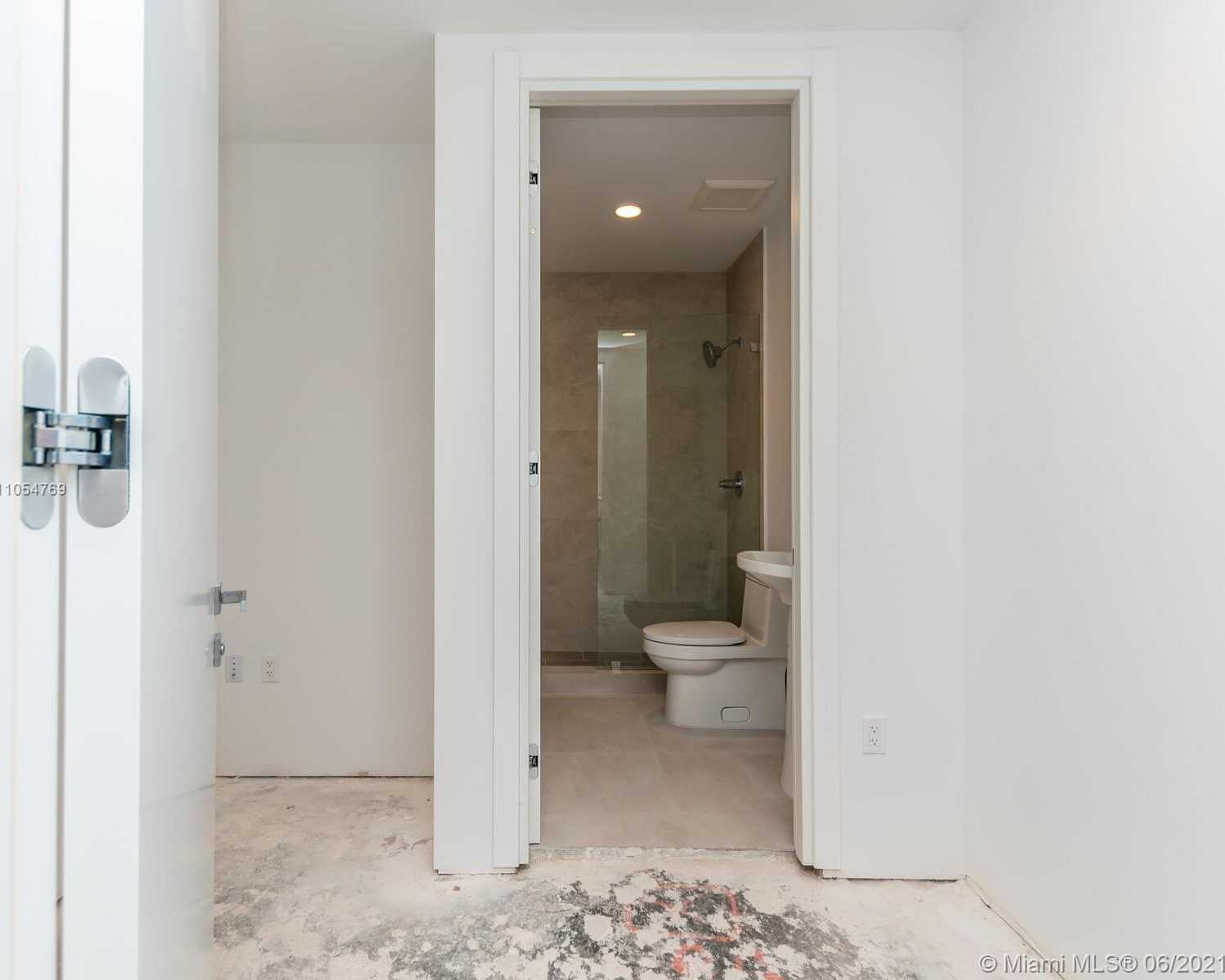 Small Image of 1228 ANASTASIA #PH-301, Coral Gables Number 15