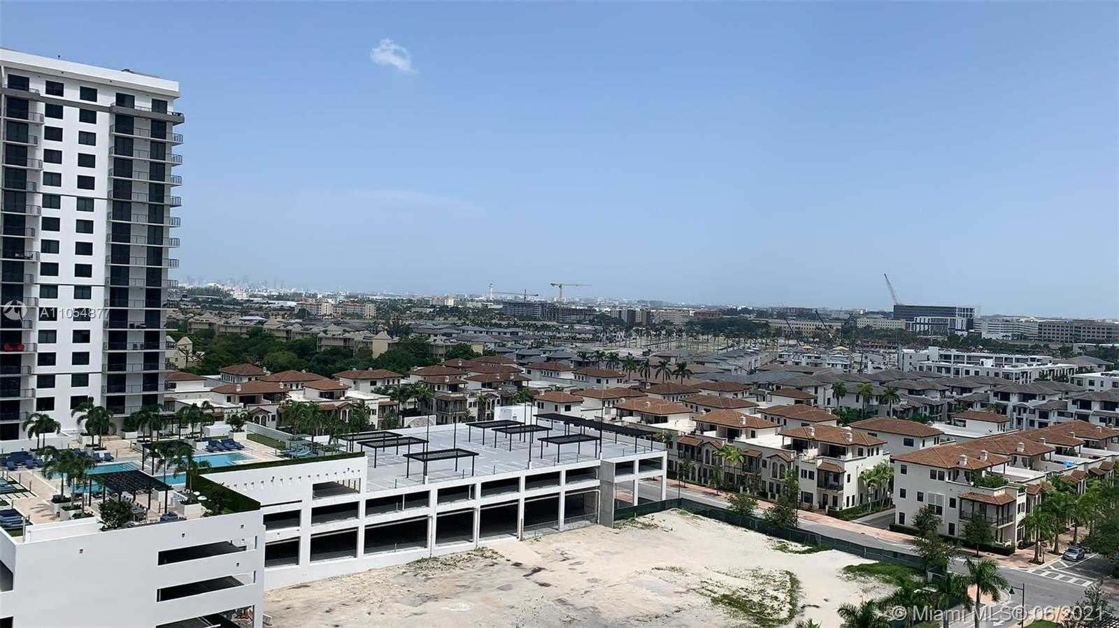 Small Image of 5252 NORTH WEST 85TH AVE #1009, Doral Number 4