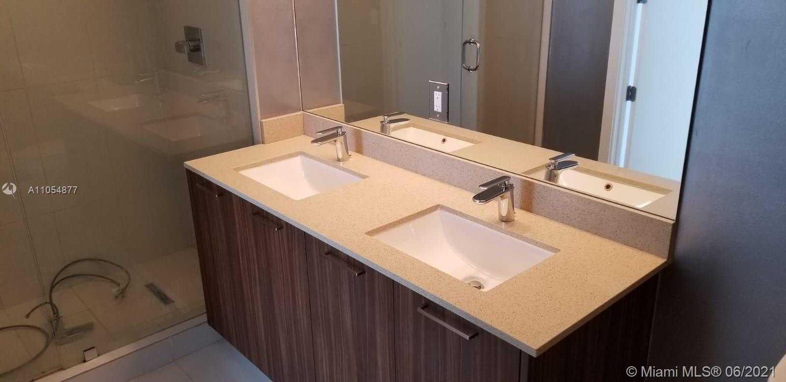 Small Image of 5252 NORTH WEST 85TH AVE #1009, Doral Number 7