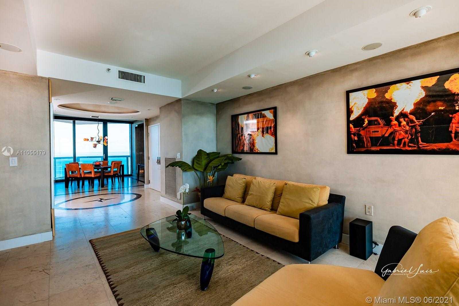 Small Image of 300 SOUTH POINTE DR #2102, Miami Beach Number 19