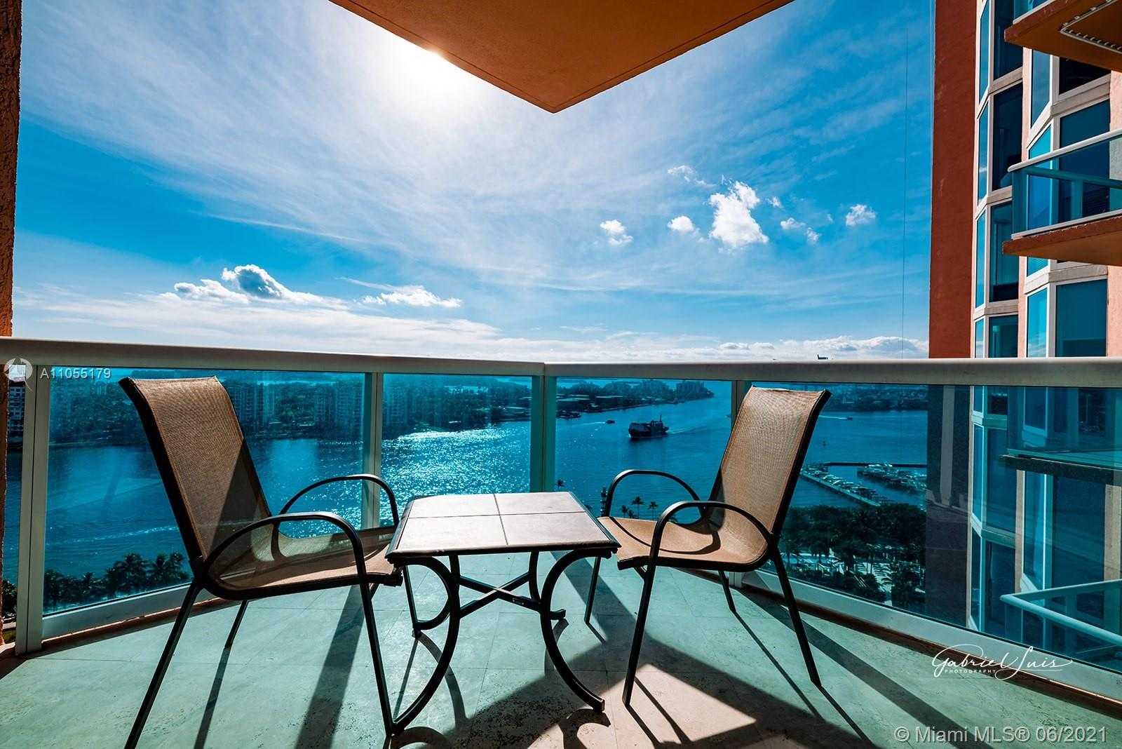 Small Image of 300 SOUTH POINTE DR #2102, Miami Beach Number 2