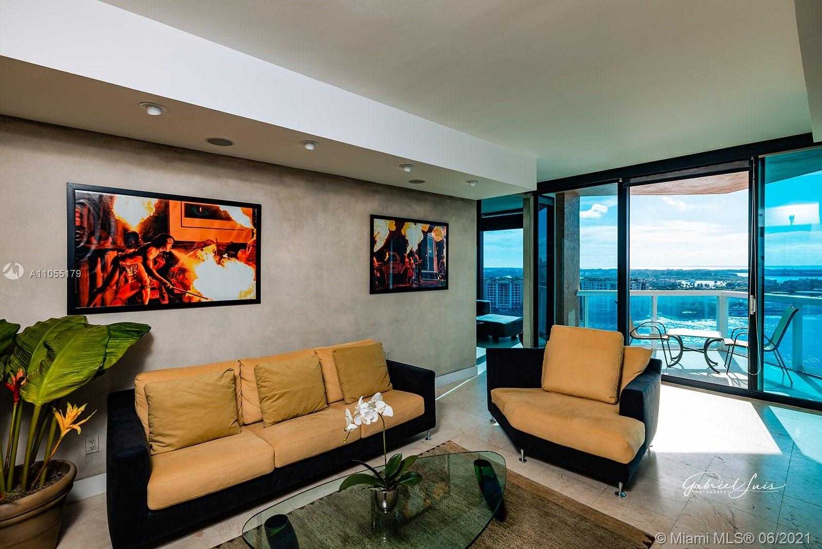 Small Image of 300 SOUTH POINTE DR #2102, Miami Beach Number 22