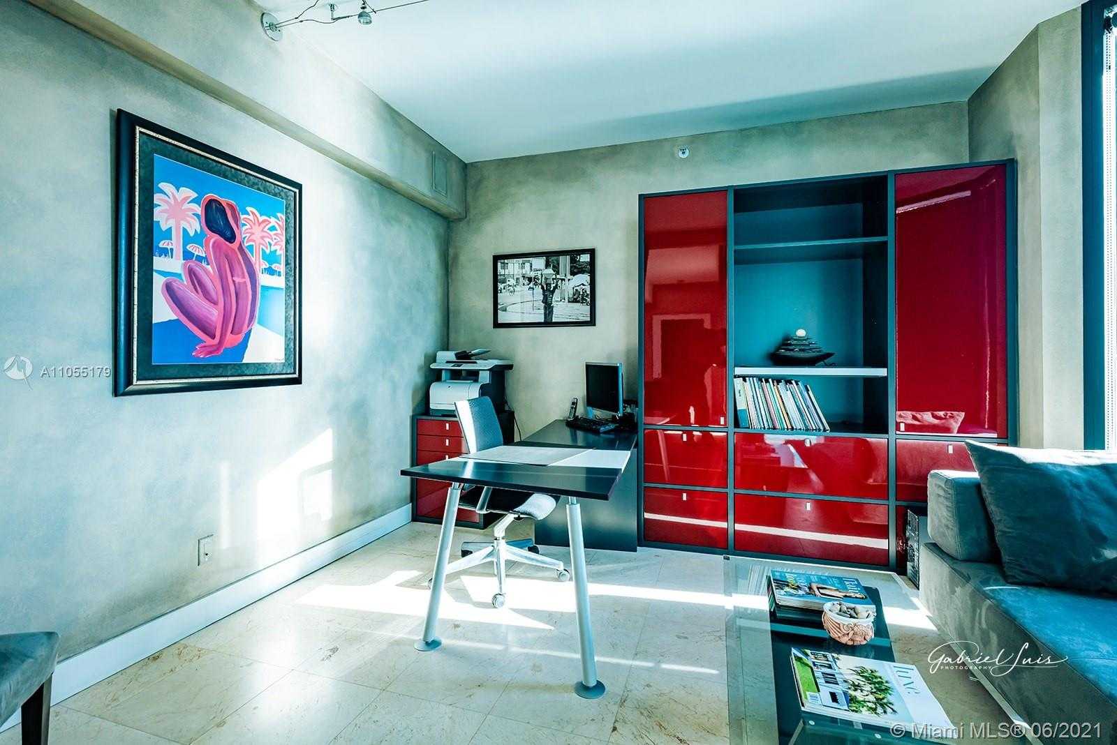 Small Image of 300 SOUTH POINTE DR #2102, Miami Beach Number 30