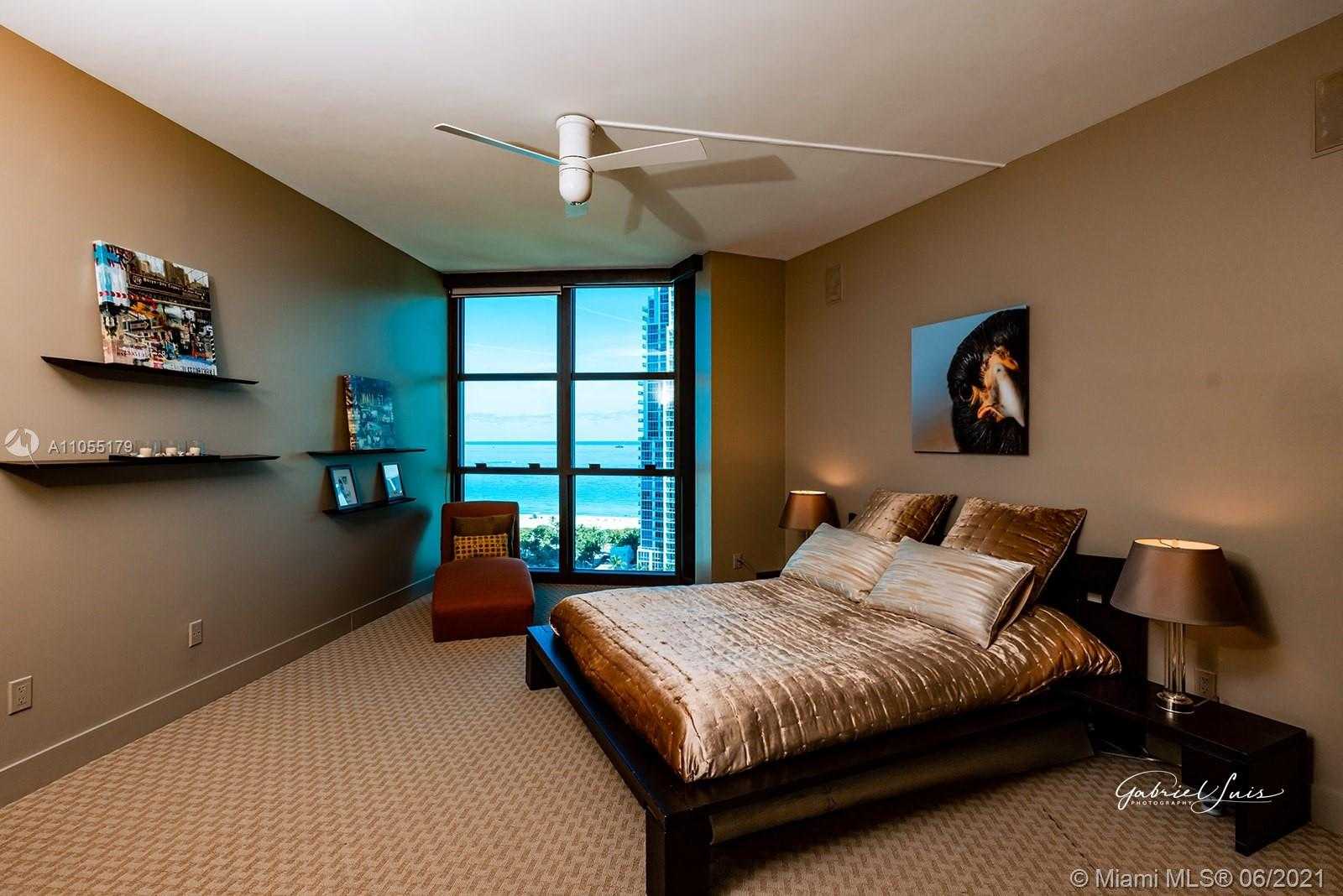Small Image of 300 SOUTH POINTE DR #2102, Miami Beach Number 35