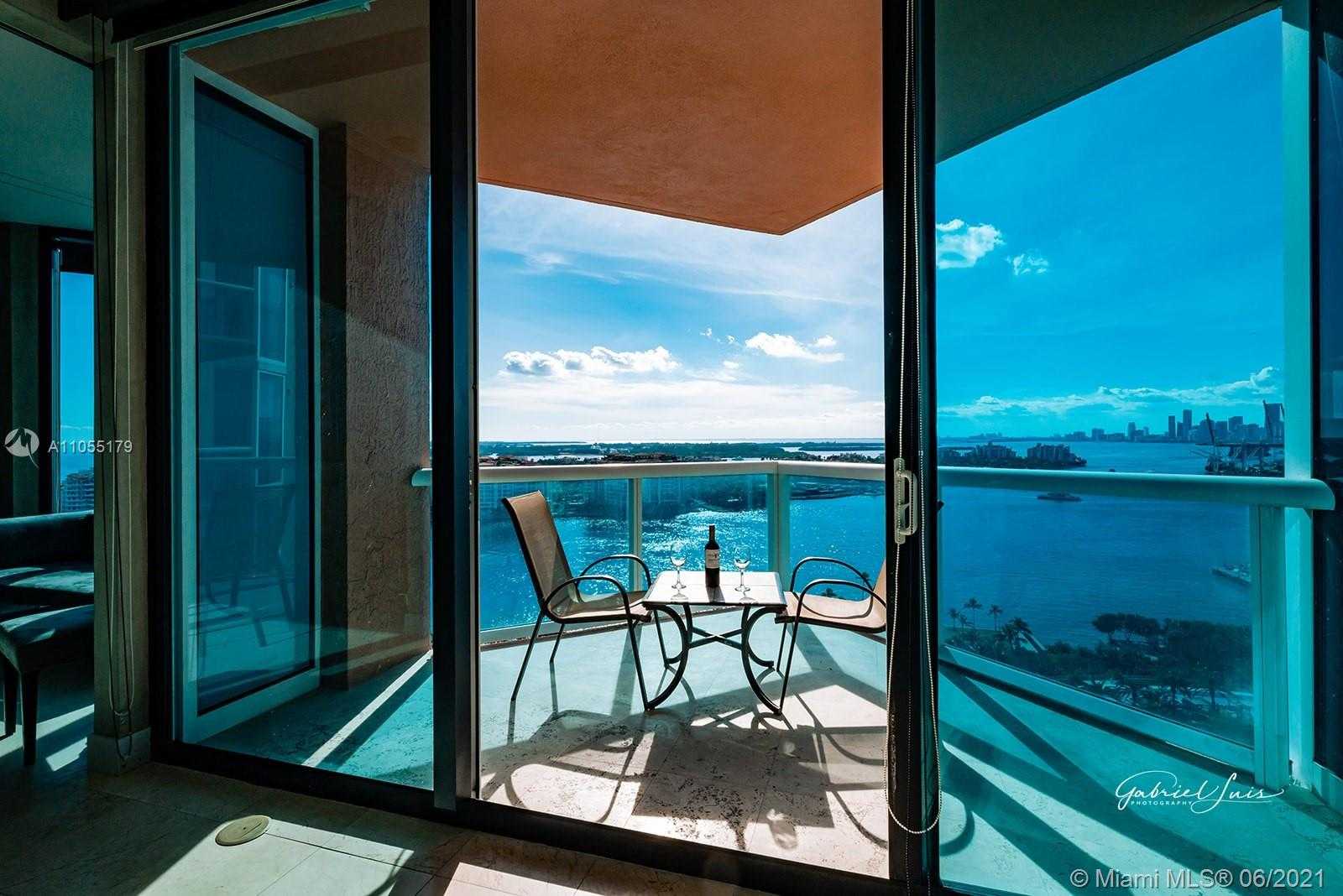 Small Image of 300 SOUTH POINTE DR #2102, Miami Beach Number 47