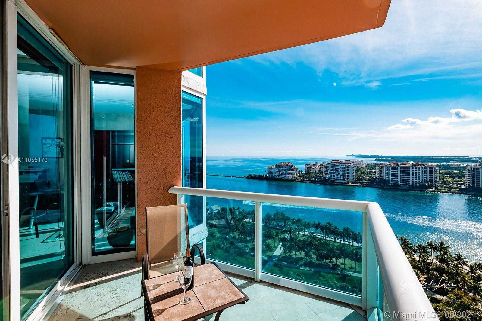 Small Image of 300 SOUTH POINTE DR #2102, Miami Beach Number 48