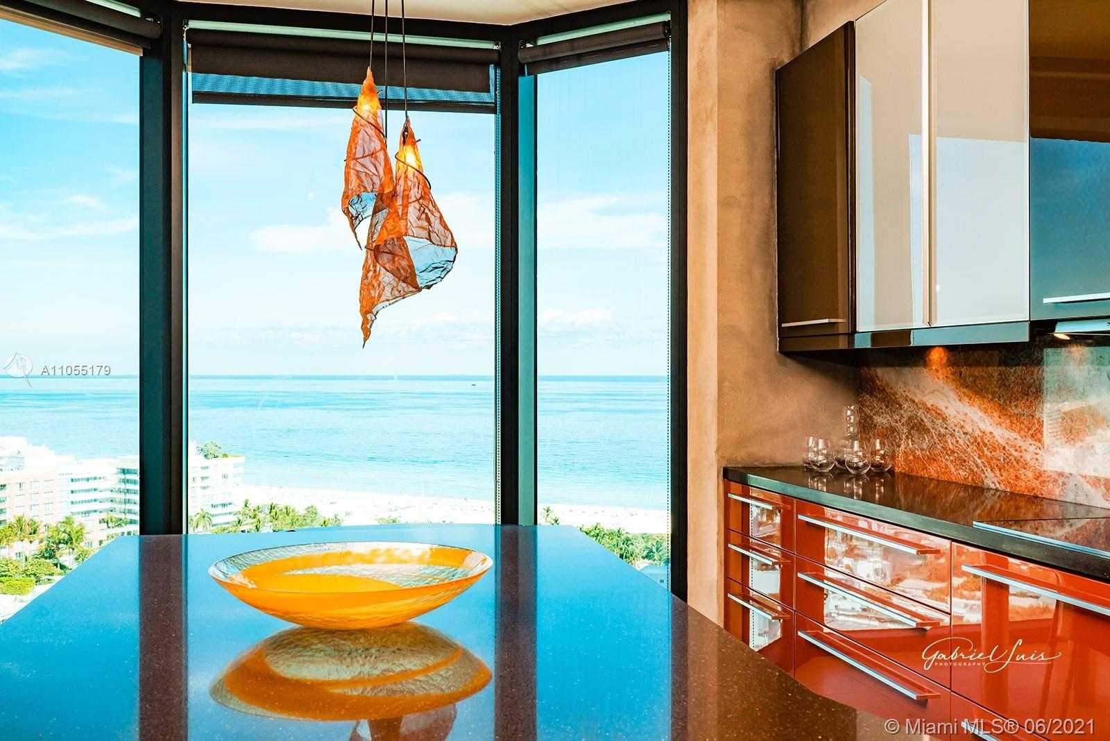 Small Image of 300 SOUTH POINTE DR #2102, Miami Beach Number 8