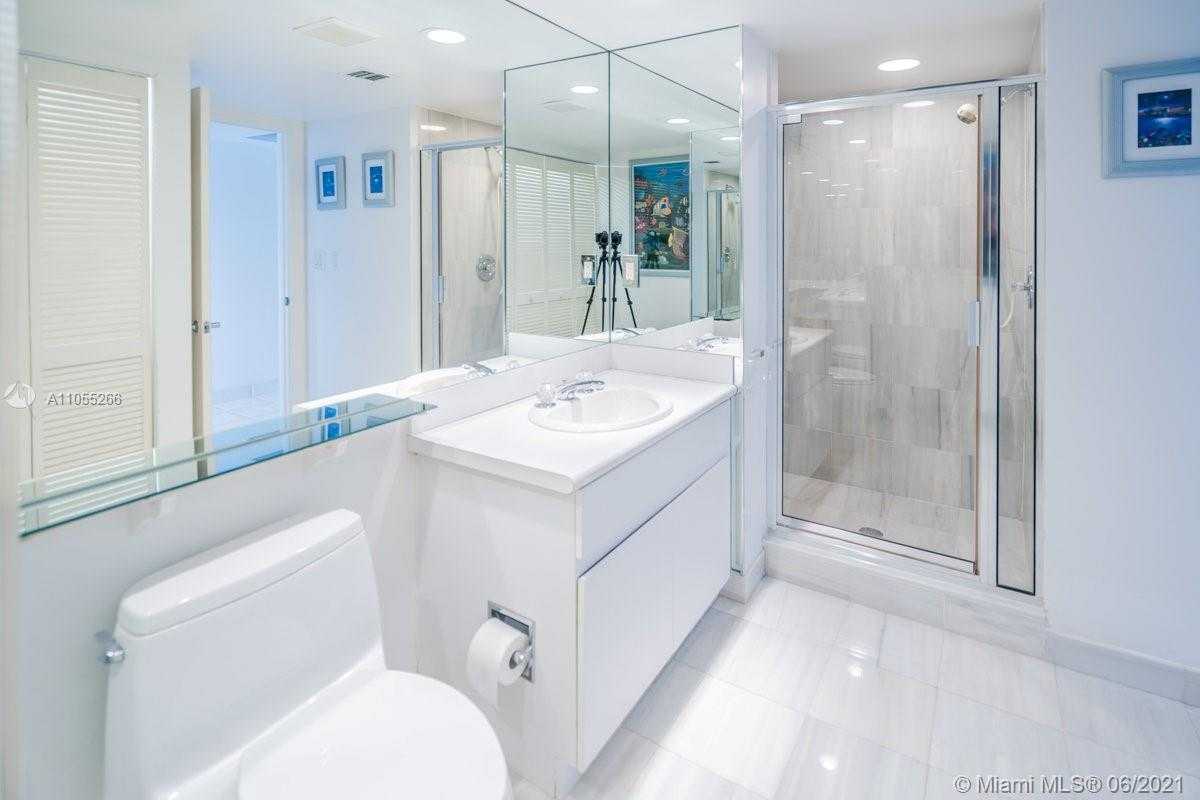 Small Image of 16425 COLLINS AVE #715, Sunny Isles Beach Number 21